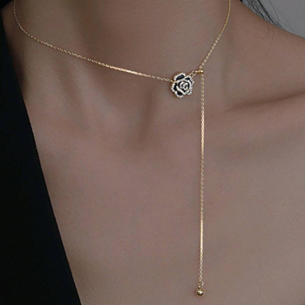 Adjustable Black Rose Camellia Lariat Necklace - Gold Tone - Picture 4 of 6